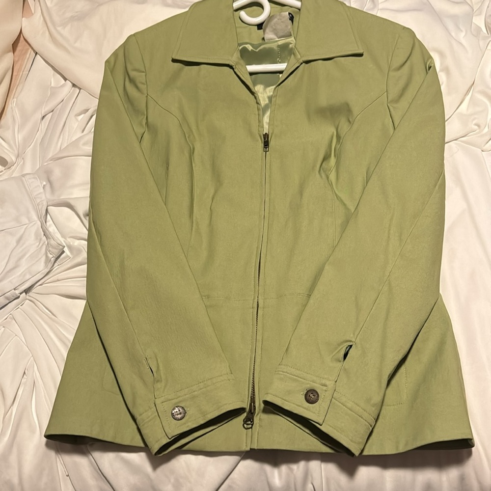 Beautiful green jacket - Picture 3 of 5